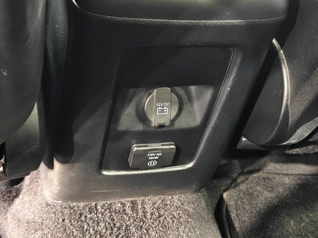 Used 2013 Dodge Journey Crew w/ Driver Convenience Group FWD image 23