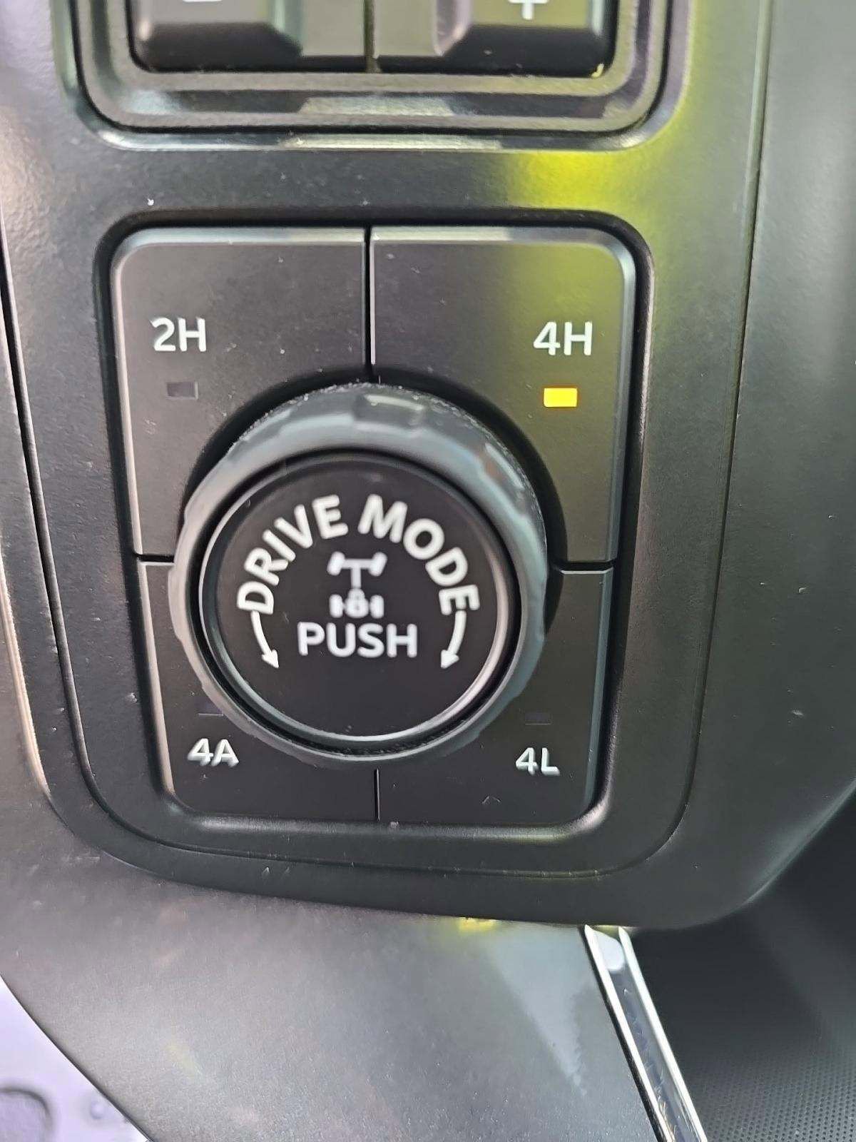 Used 2022 Ford F150 Lariat w/ Equipment Group 502A High image 22