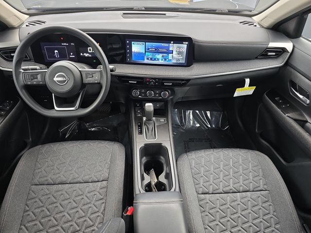 Used 2025 Nissan Kicks SV AWD/4WD image 21