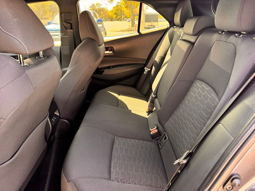 Used 2024 Toyota Corolla SE w/ SE Package FWD image 16