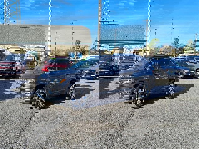 Used 2019 Jeep Compass Limited w/ Safety & Security Group image 23