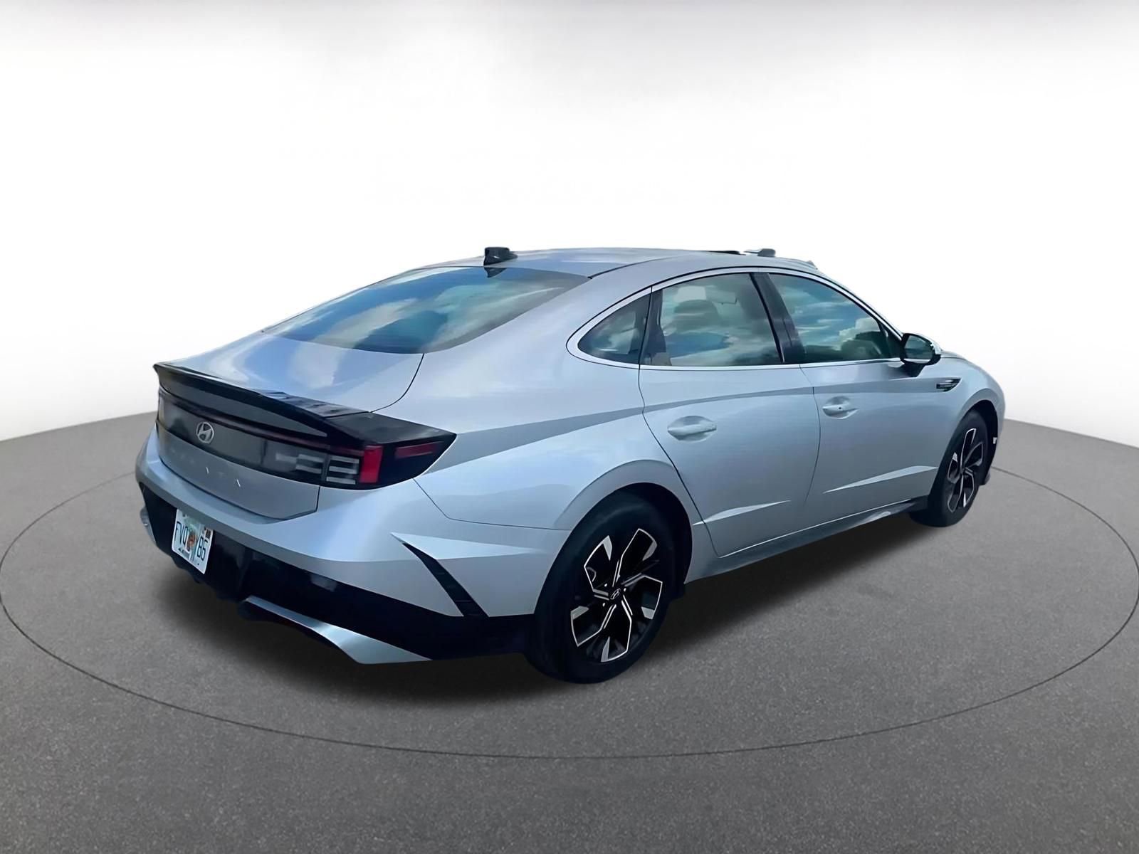 Used 2025 Hyundai Sonata SEL image 14