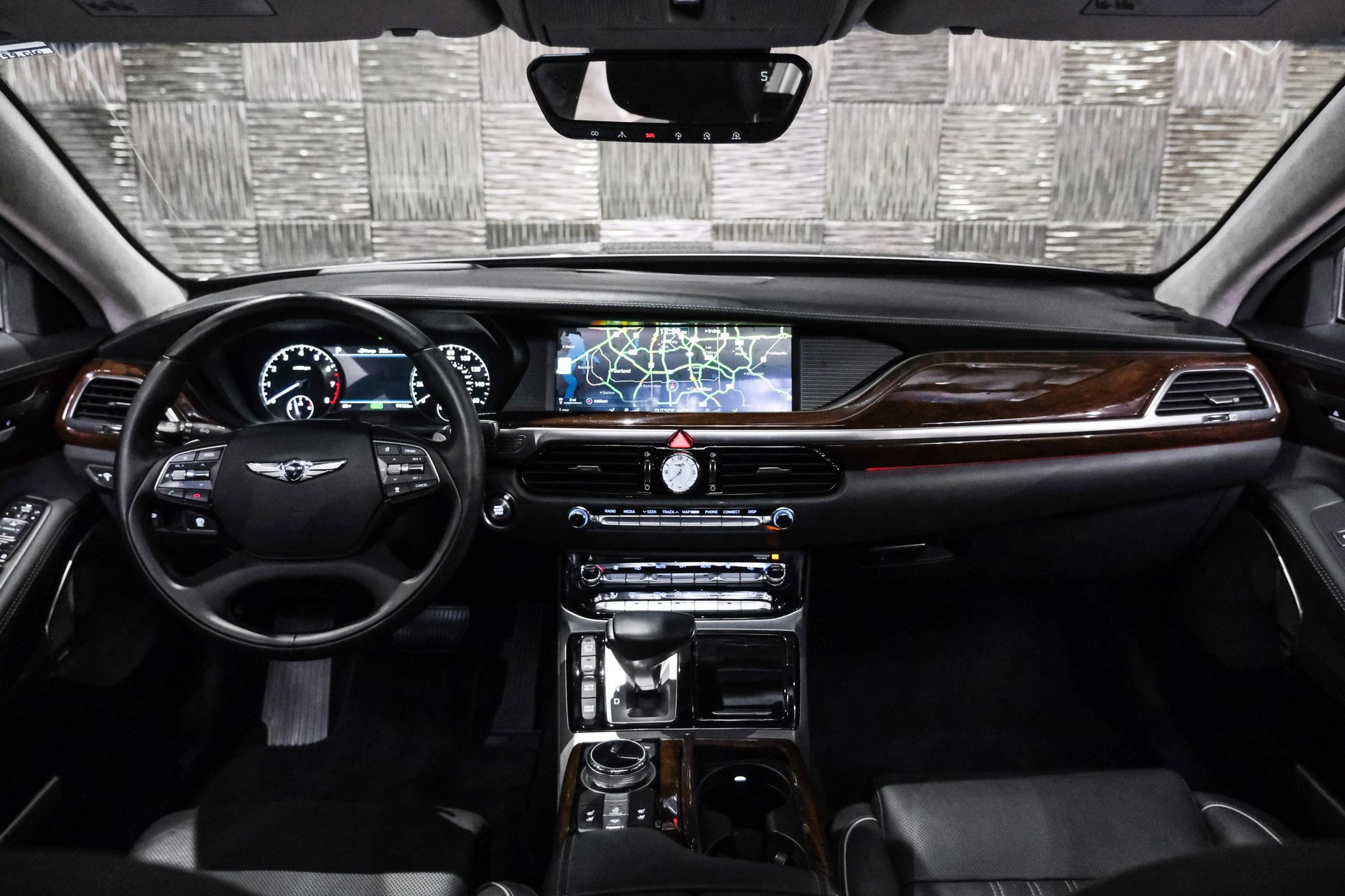 Used 2019 Genesis G90 5.0 Ultimate RWD image 12