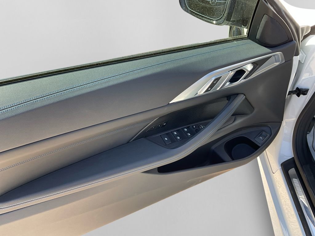 Used 2024 BMW M440i Convertible w/ Premium Package image 14