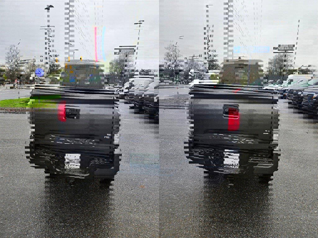 Used 2021 Toyota Tacoma TRD Off-Road w/ Technology Package image 6