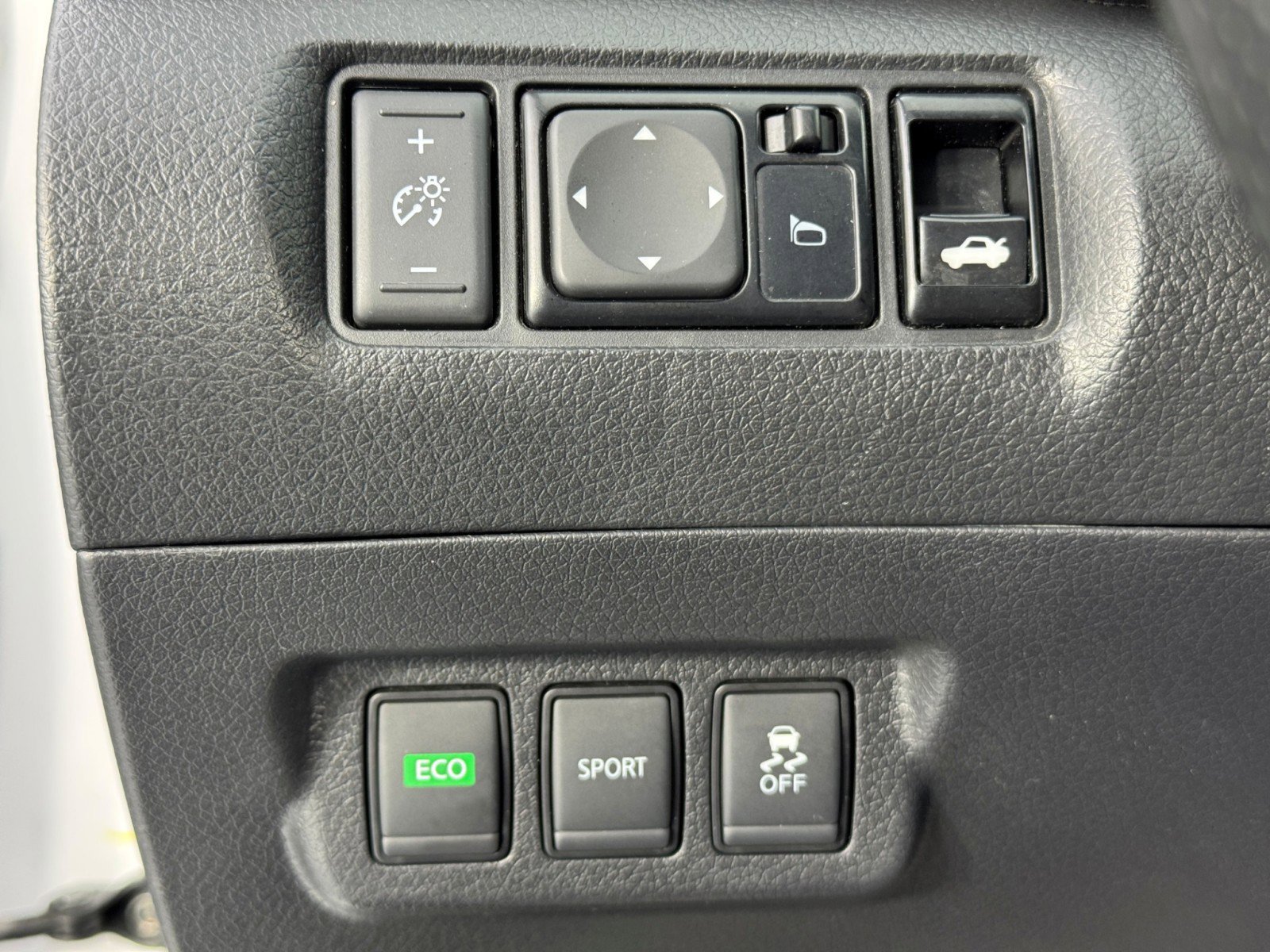 Used 2018 Nissan Sentra S image 16