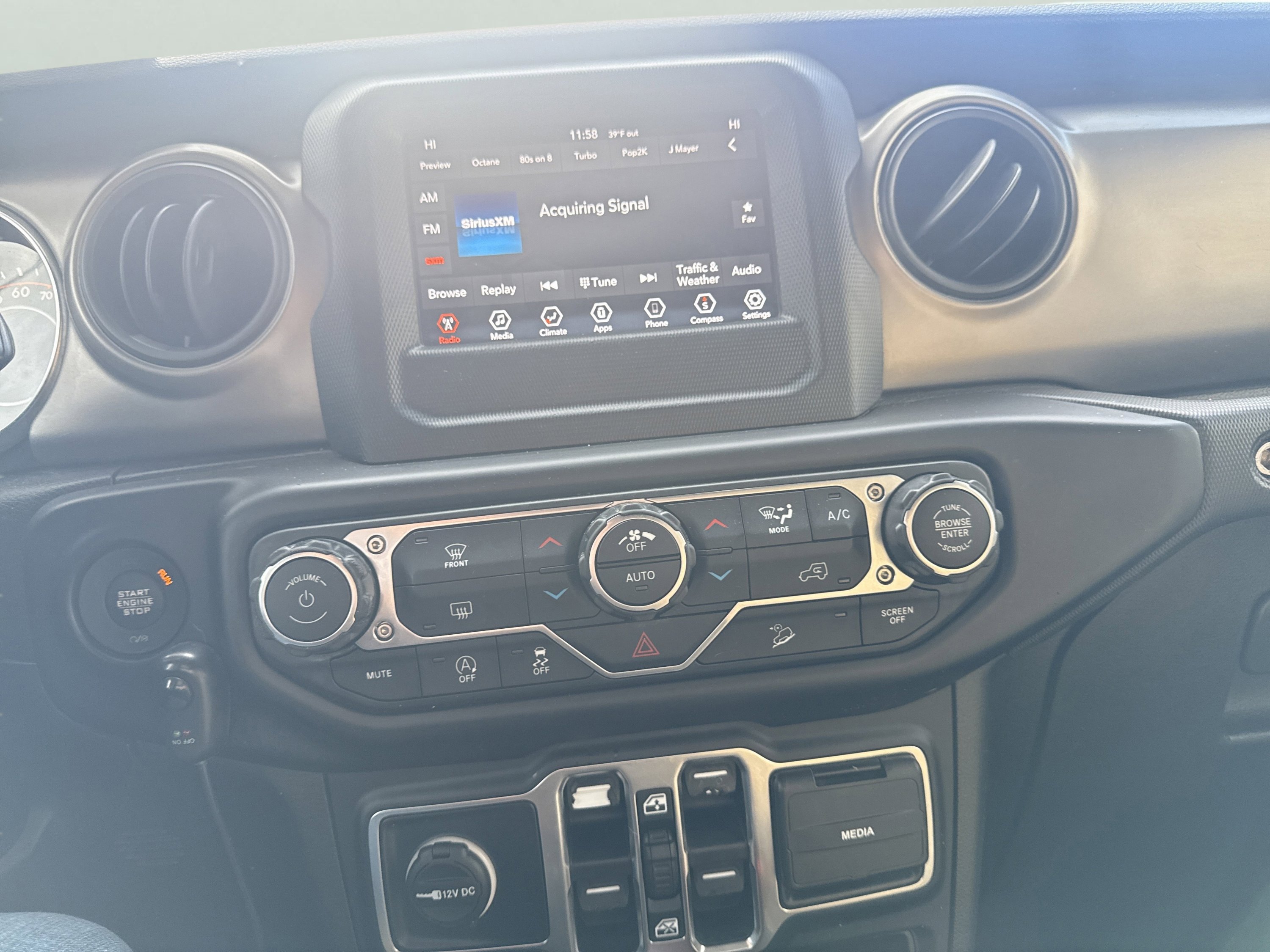 Used 2019 Jeep Wrangler Unlimited Sport S AWD/4WD image 18