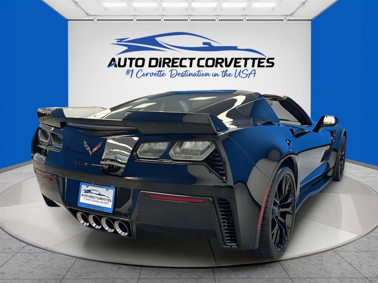 Used 2018 Chevrolet Corvette Z06 RWD image 10