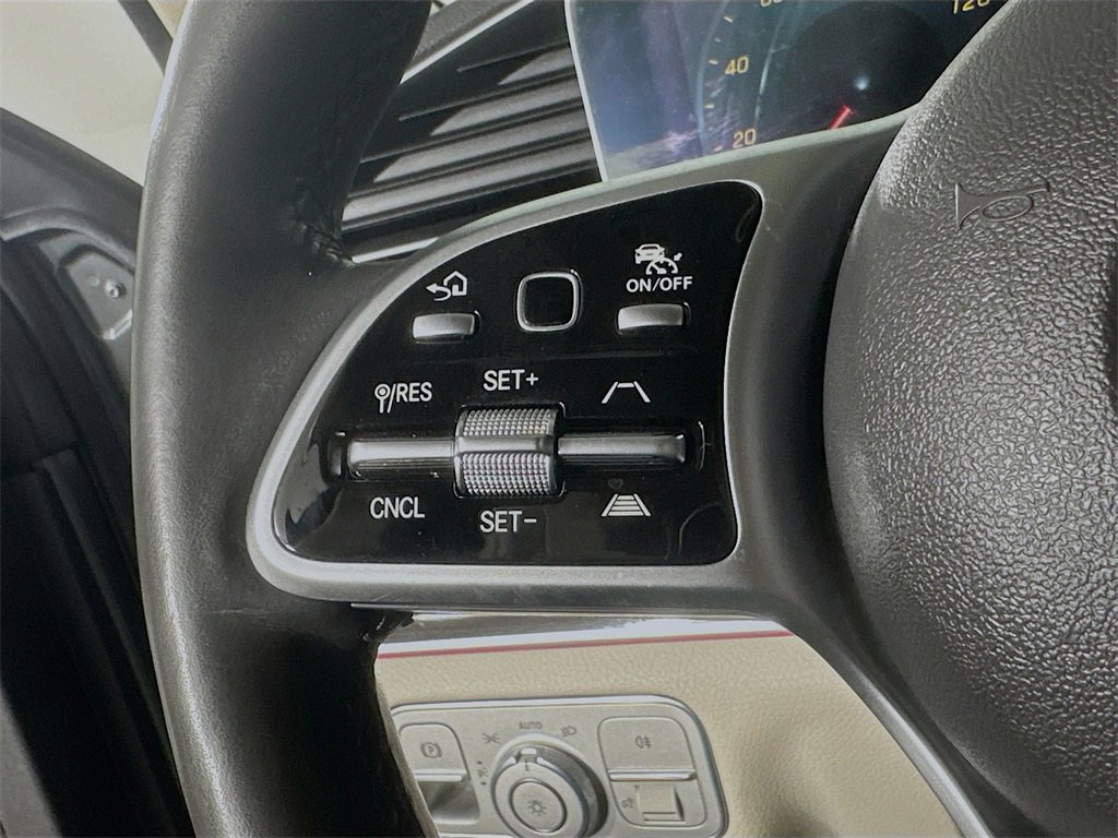 Used 2020 Mercedes-Benz GLS 450 4MATIC image 26