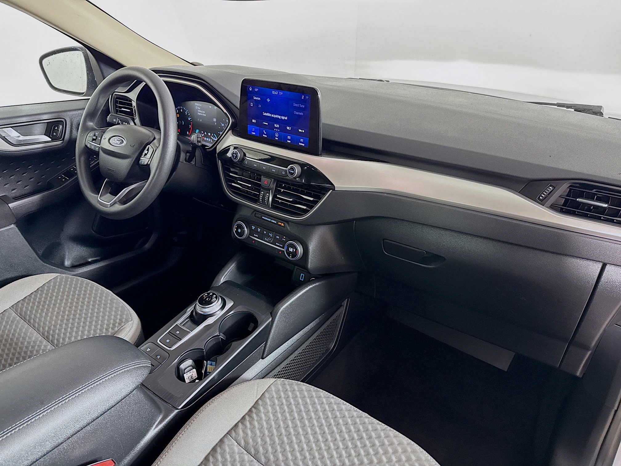 Used 2020 Ford Escape SE image 36