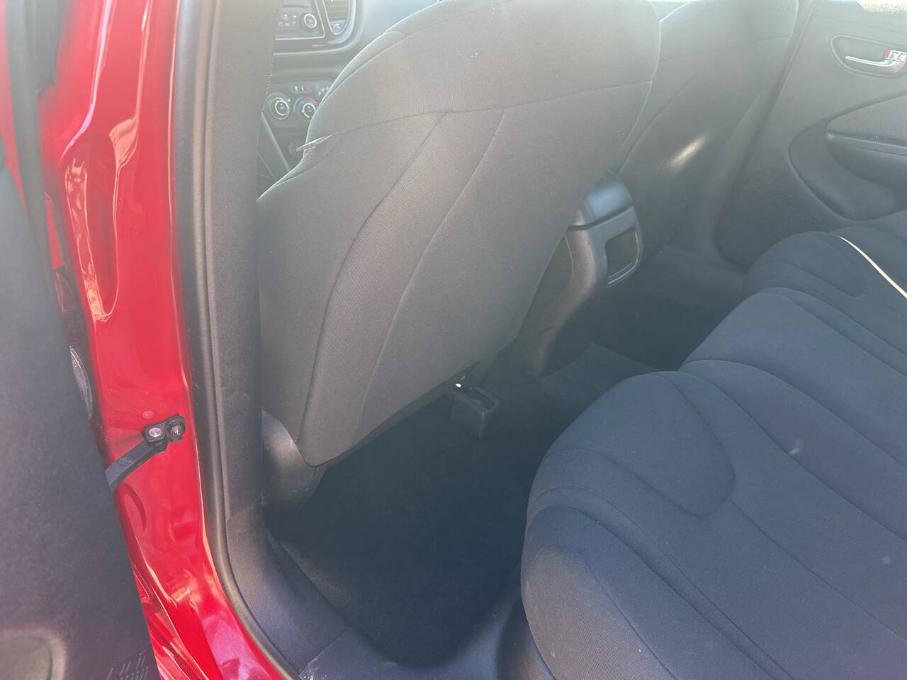 Used 2013 Dodge Dart SE w/ Value Group FWD image 19