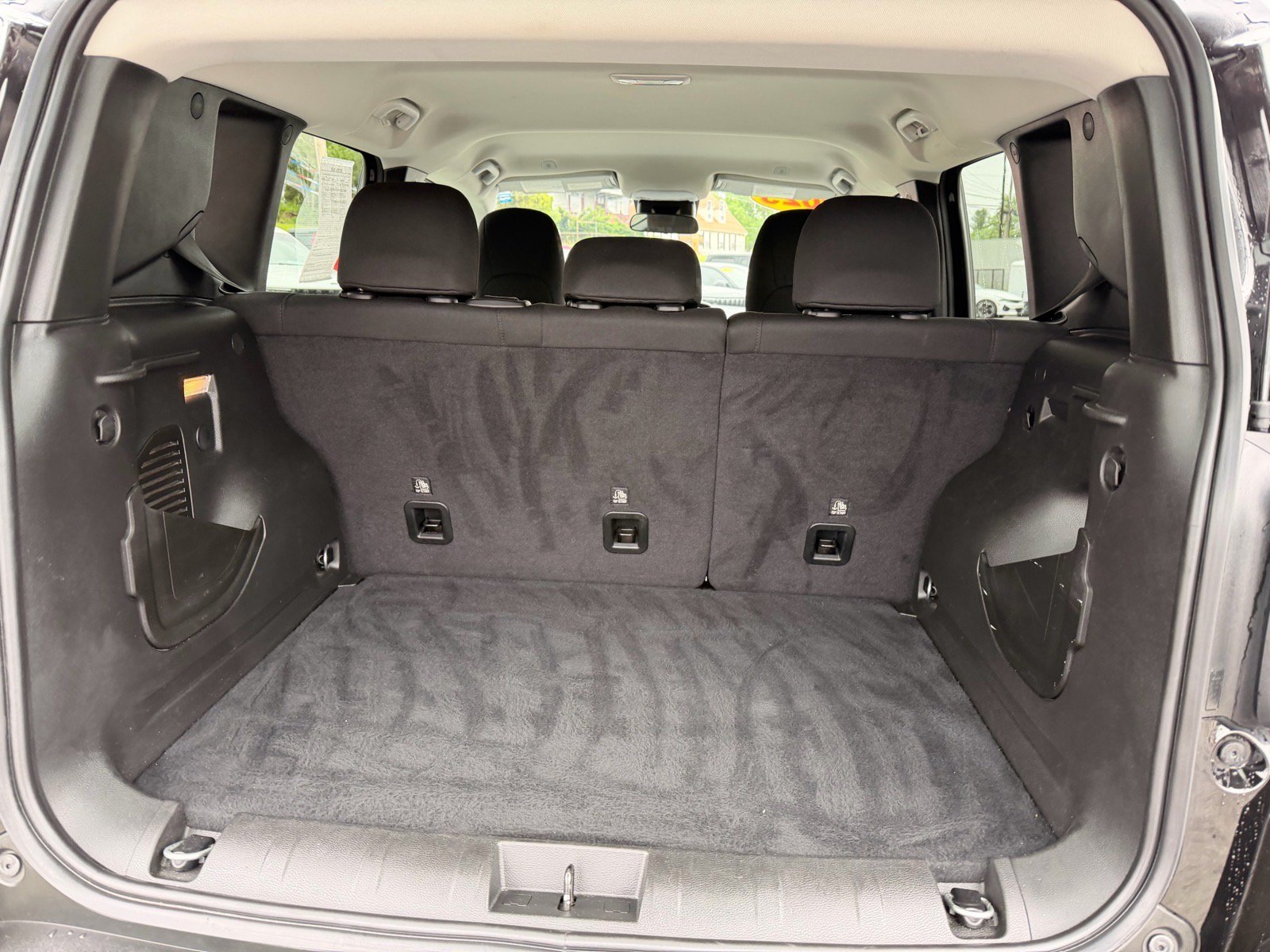 Used 2023 Jeep Renegade Latitude AWD/4WD image 24