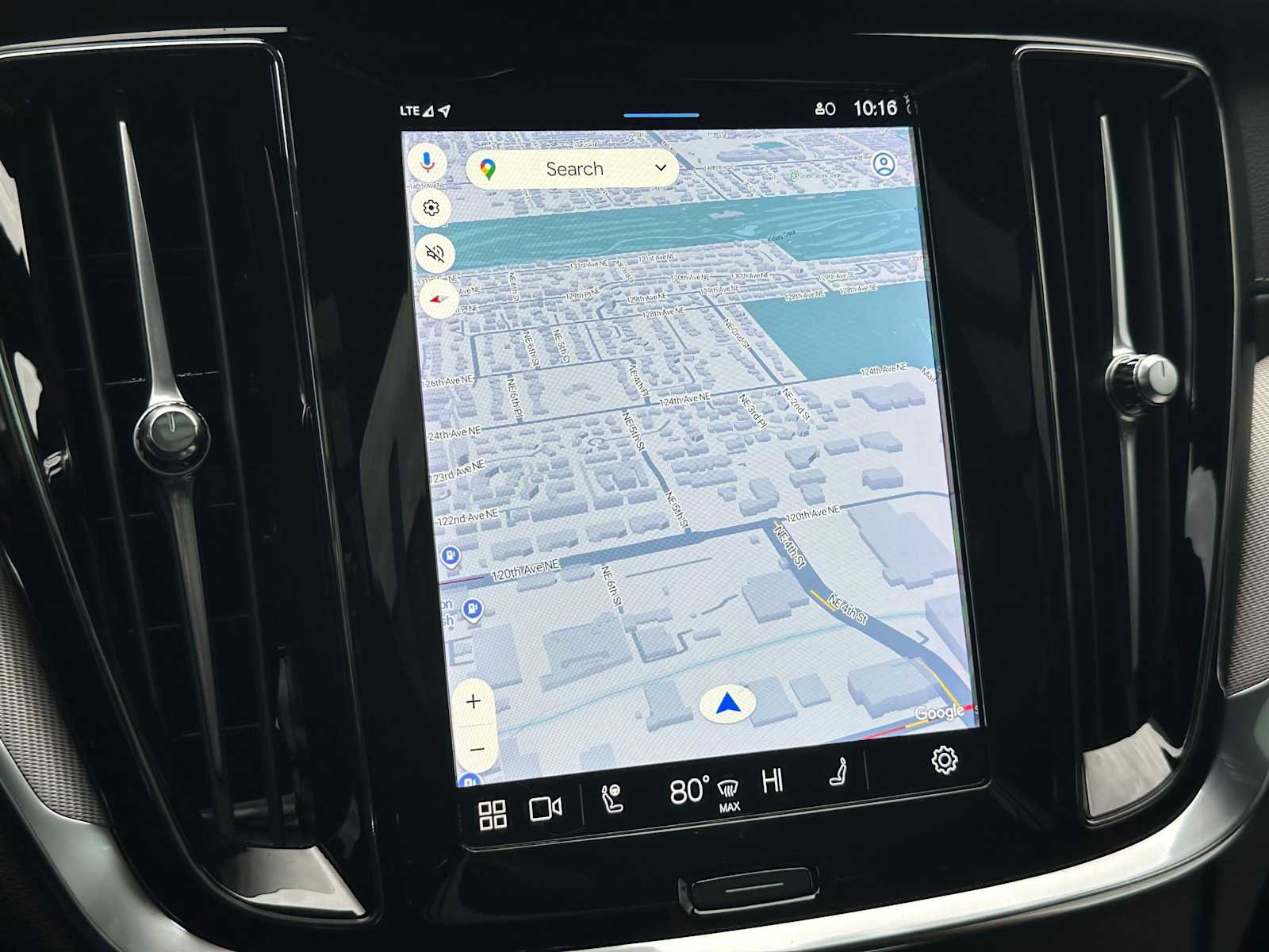 Certified 2024 Volvo V60 T8 Polestar image 35