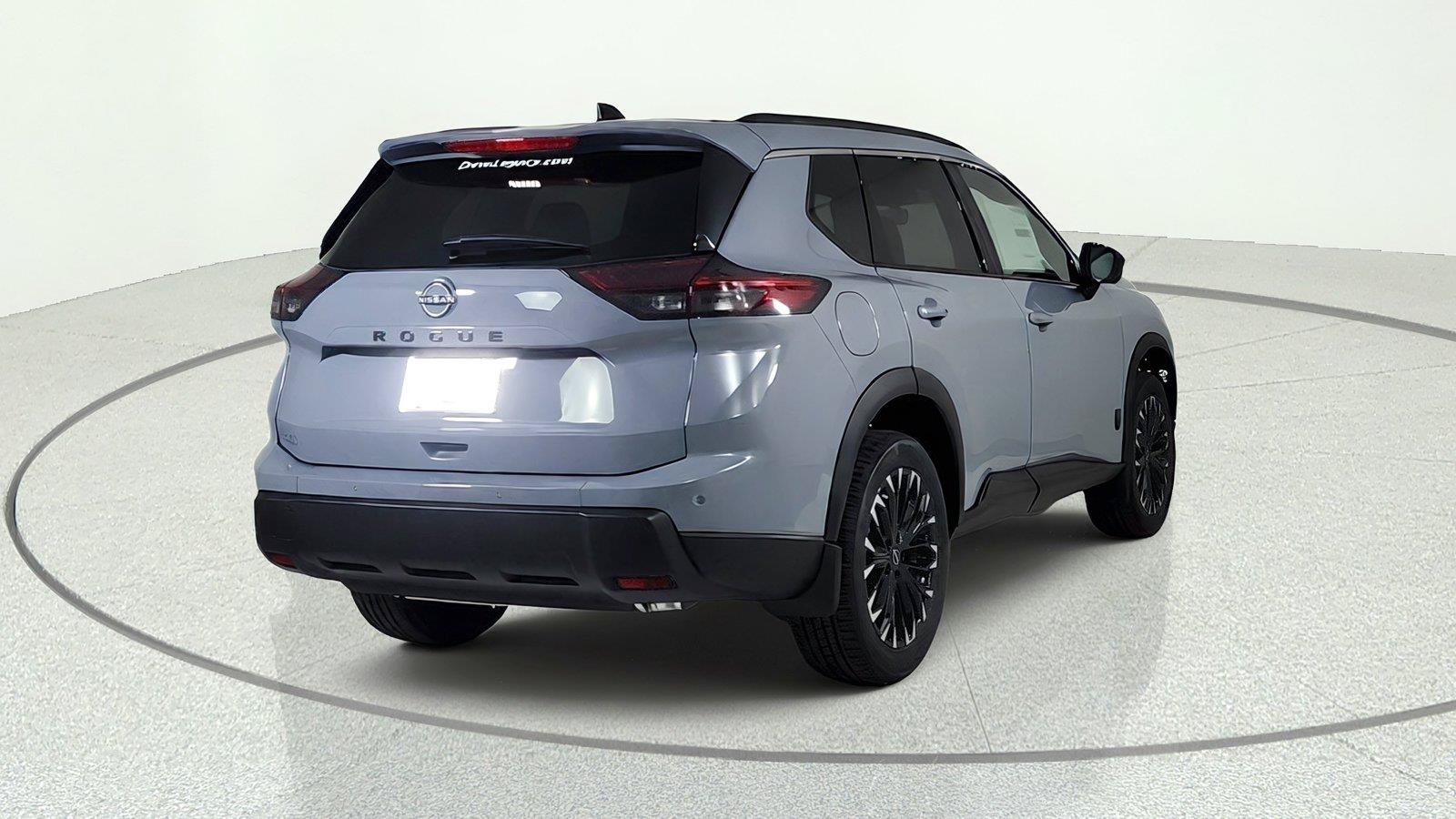 New 2026 Nissan Rogue Dark Armor FWD image 6