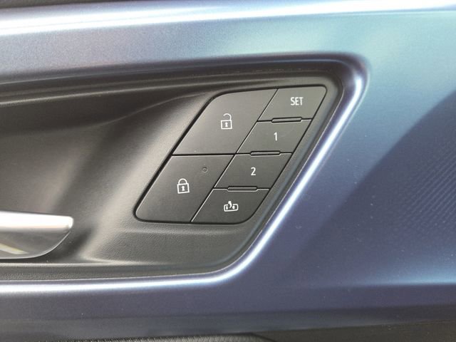 New 2026 Chevrolet Equinox EV LT w/ Convenience Package II image 10