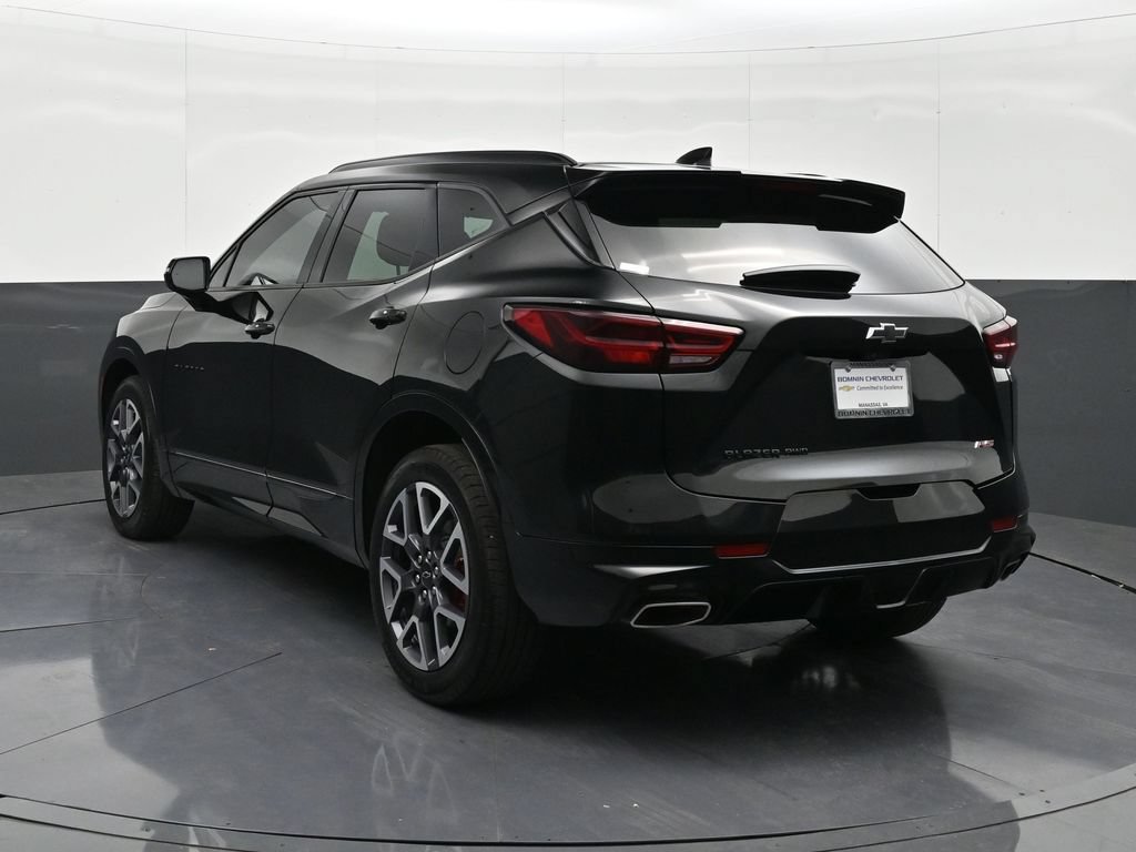 Certified 2023 Chevrolet Blazer RS w/ Driver Confidence II Package AWD/4WD image 3