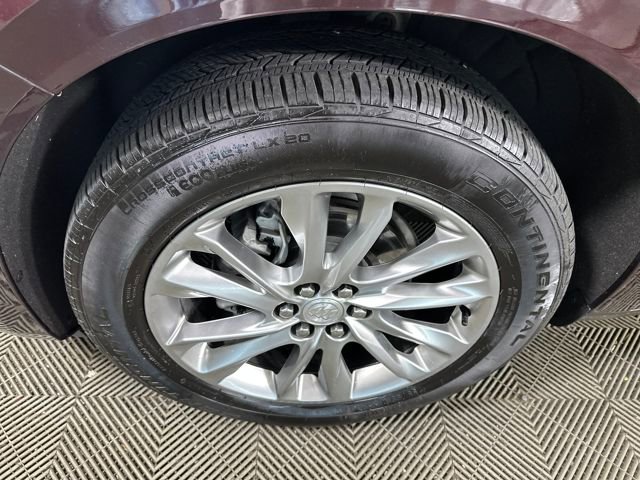 Used 2022 Buick Enclave Avenir image 10