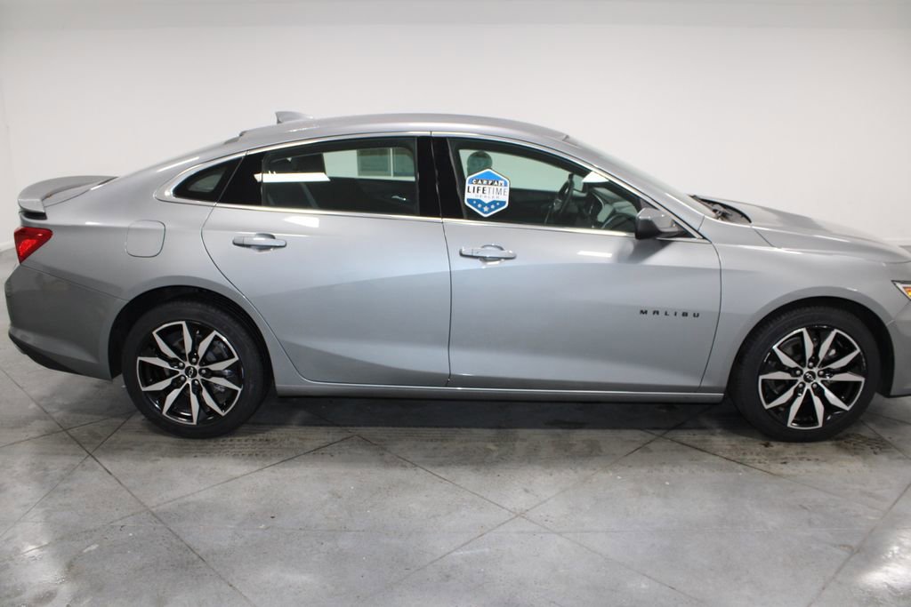 Used 2024 Chevrolet Malibu RS image 11