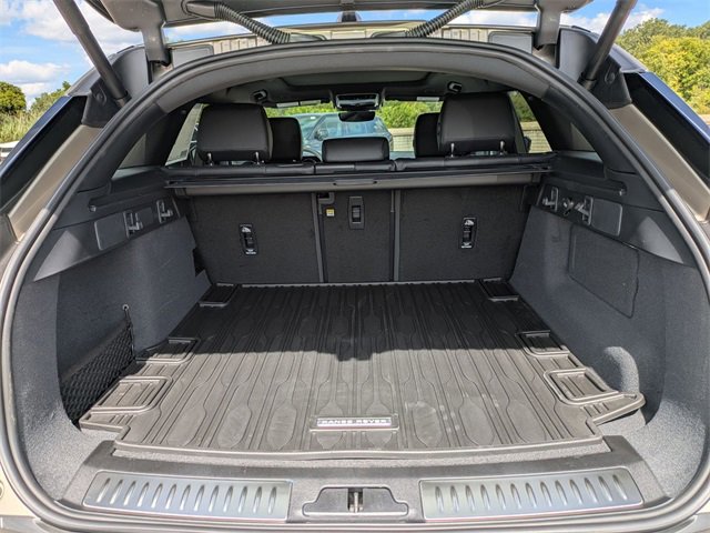 New 2026 Land Rover Range Rover Velar Dynamic SE image 16