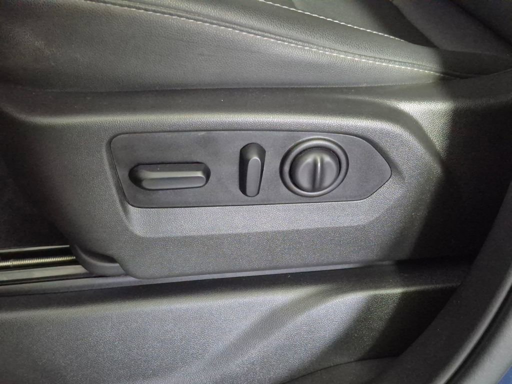 Used 2021 Chevrolet Silverado 1500 LTZ image 15