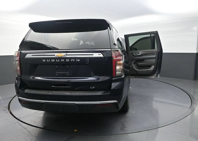 Used 2022 Chevrolet Suburban LT AWD/4WD image 45