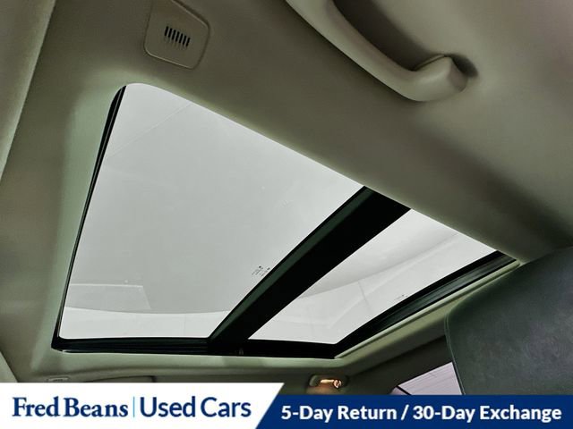 Used 2022 Chrysler 300 Touring L w/ Popular Equipment Group image 22