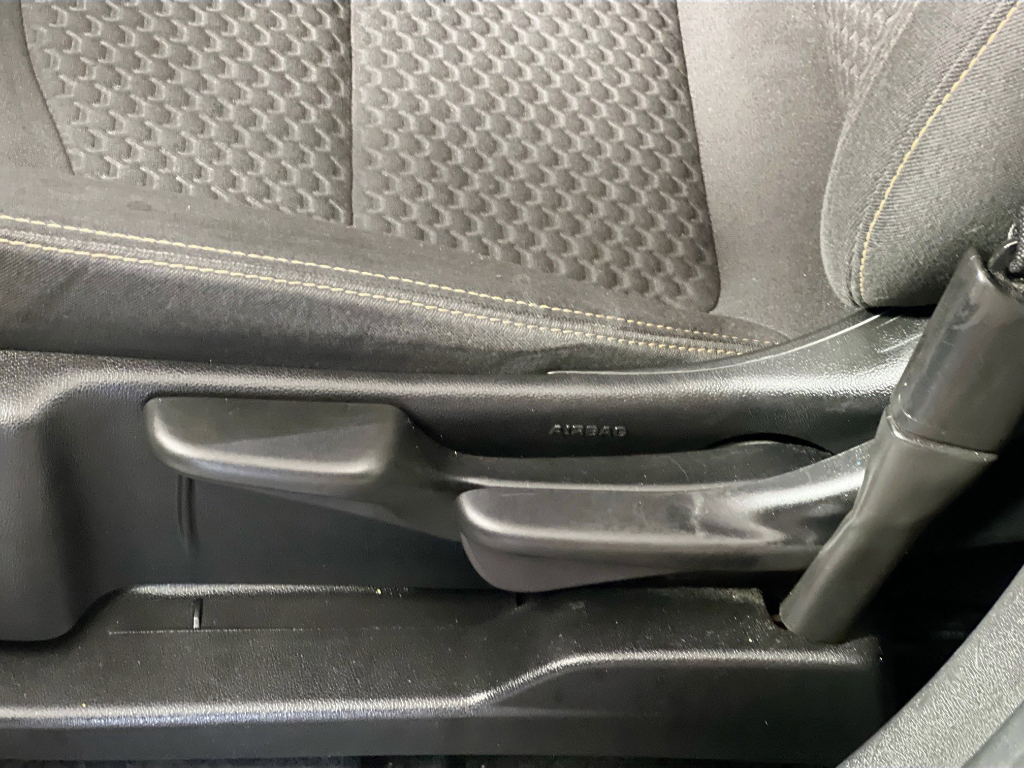 Used 2020 GMC Terrain SLE image 15