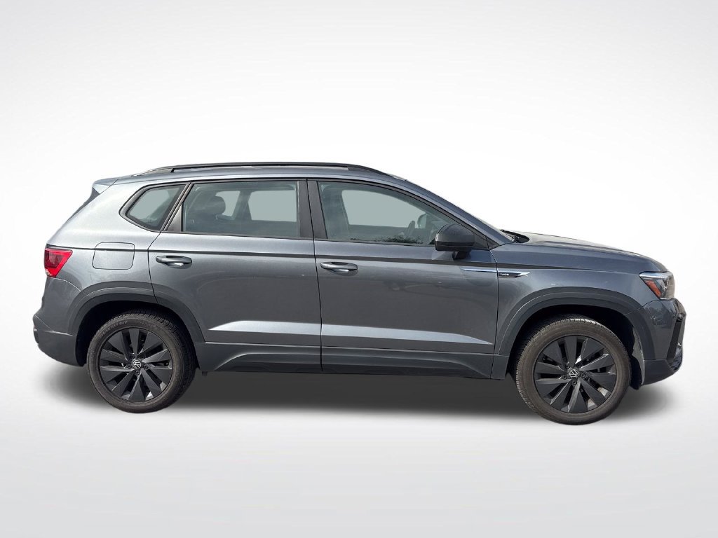 Used 2024 Volkswagen Taos S FWD image 3