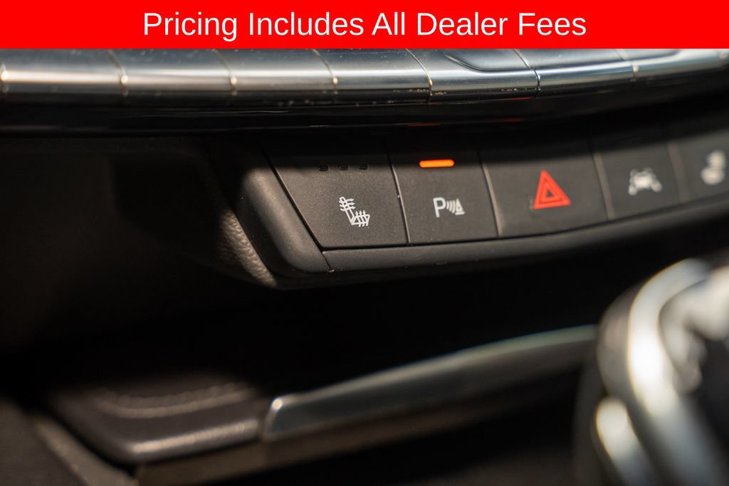 Used 2024 Cadillac XT4 Luxury w/ Cold Weather Package FWD image 16