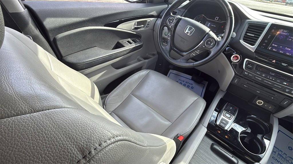 Used 2017 Honda Pilot Touring image 17