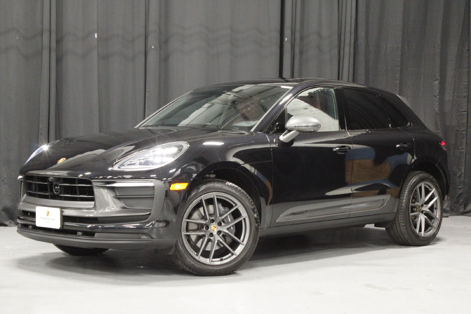 Certified 2025 Porsche Macan Turbo