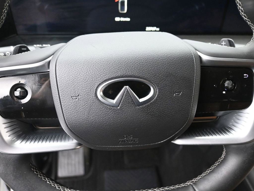 Used 2025 INFINITI QX80 Luxe image 15