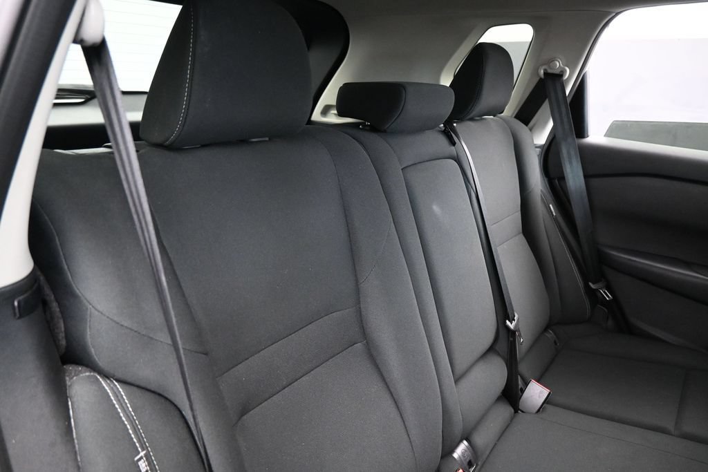 Used 2024 Nissan Rogue S FWD image 35