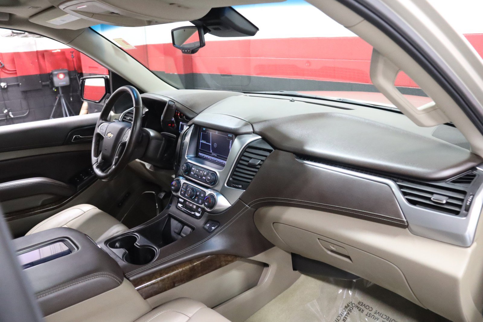 Used 2017 Chevrolet Suburban LT AWD/4WD image 45