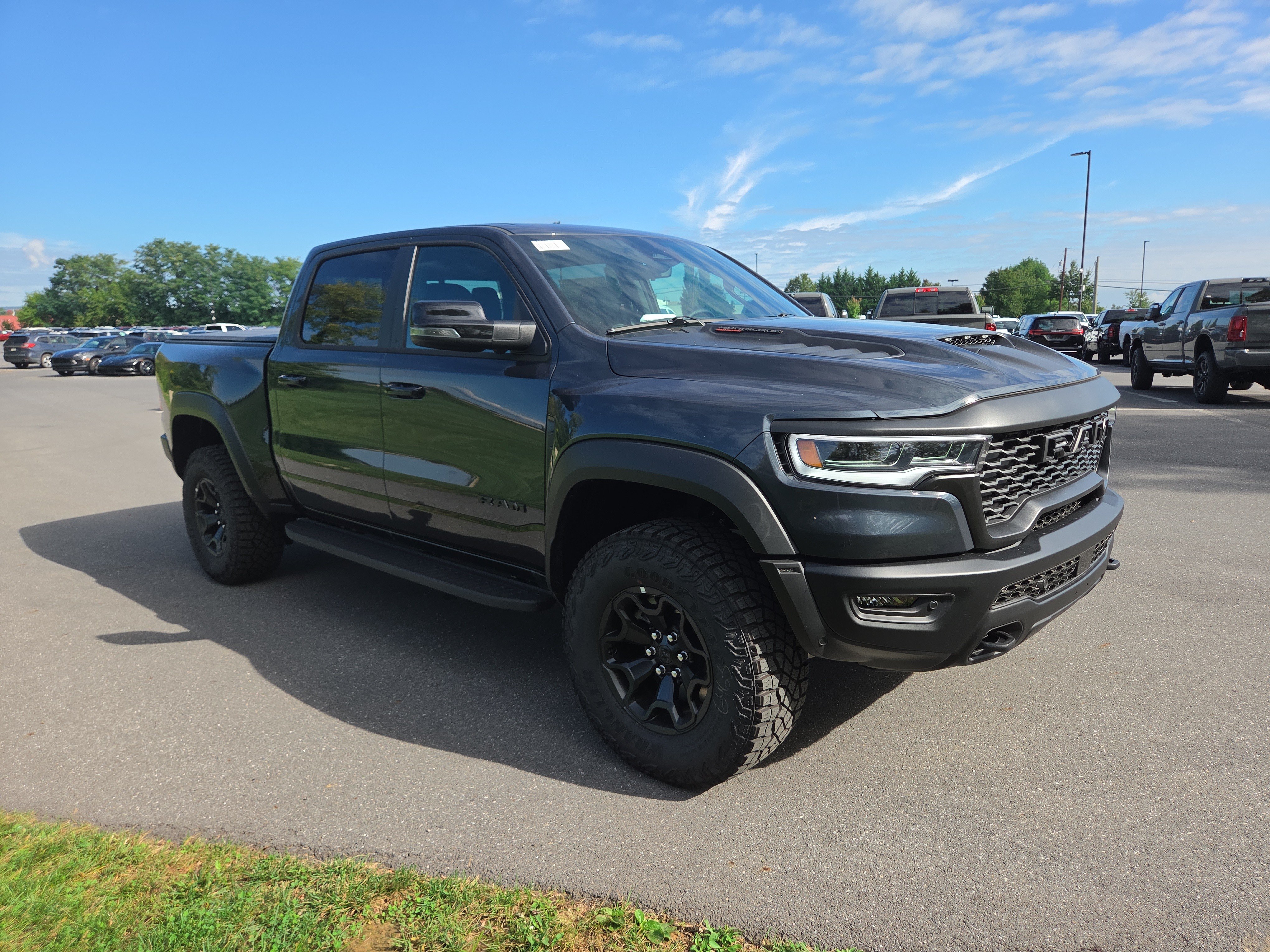 New 2027 RAM 1500 RHO w/ RHO Level 1 Equipment Group AWD/4WD image 18