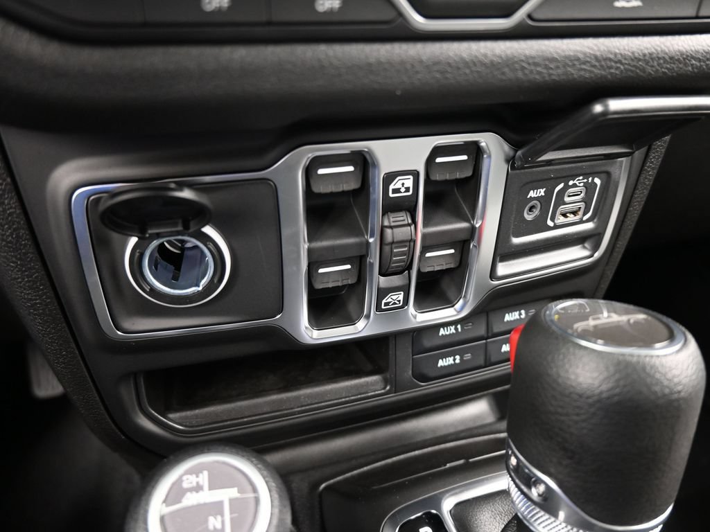 New 2026 Jeep Gladiator Sport AWD/4WD image 18