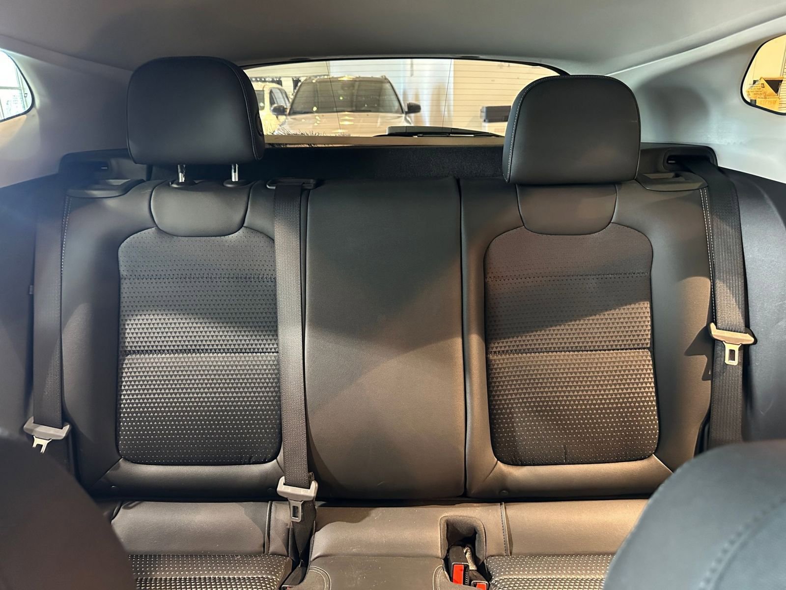 Used 2025 Chevrolet Trax LT w/ LT Convenience Package image 37