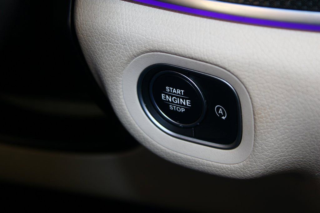 Used 2023 Mercedes-Benz GLS 450 4MATIC w/ AMG Line Exterior image 21
