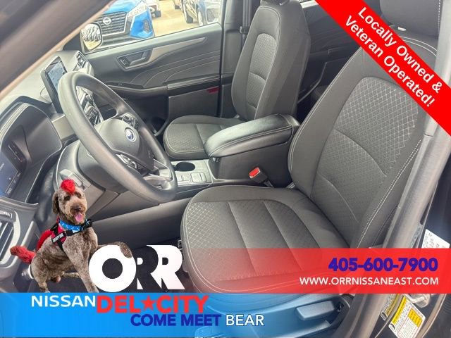 Used 2025 Ford Escape Active image 14