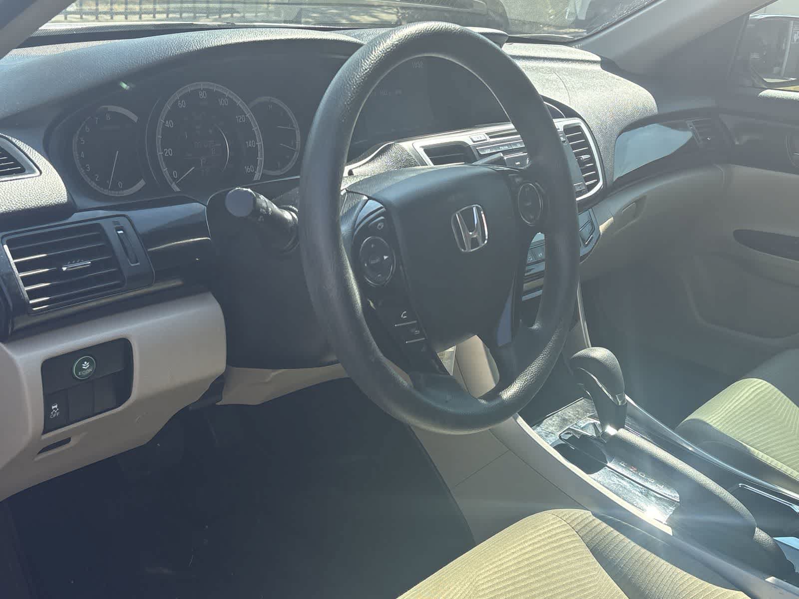 Used 2016 Honda Accord LX image 2
