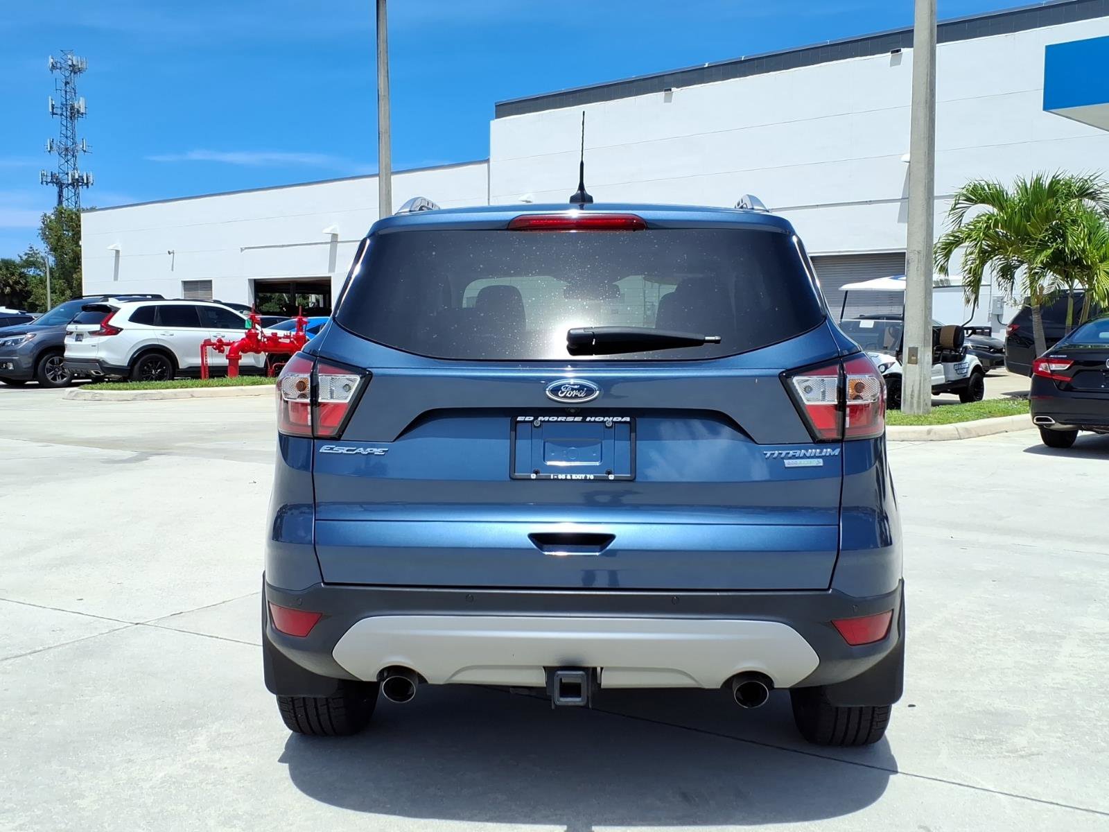Used 2018 Ford Escape Titanium w/ Ford Safe & Smart Package FWD image 14