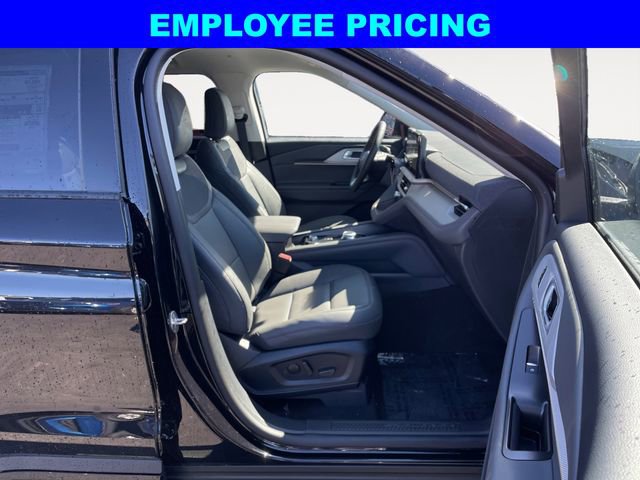 New 2026 Ford Explorer Active AWD/4WD image 15