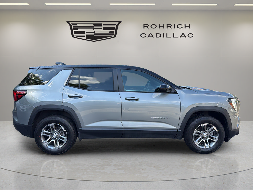 Used 2025 GMC Terrain Elevation FWD image 4