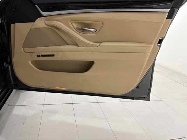 Used 2014 BMW 535i xDrive Sedan AWD/4WD image 18