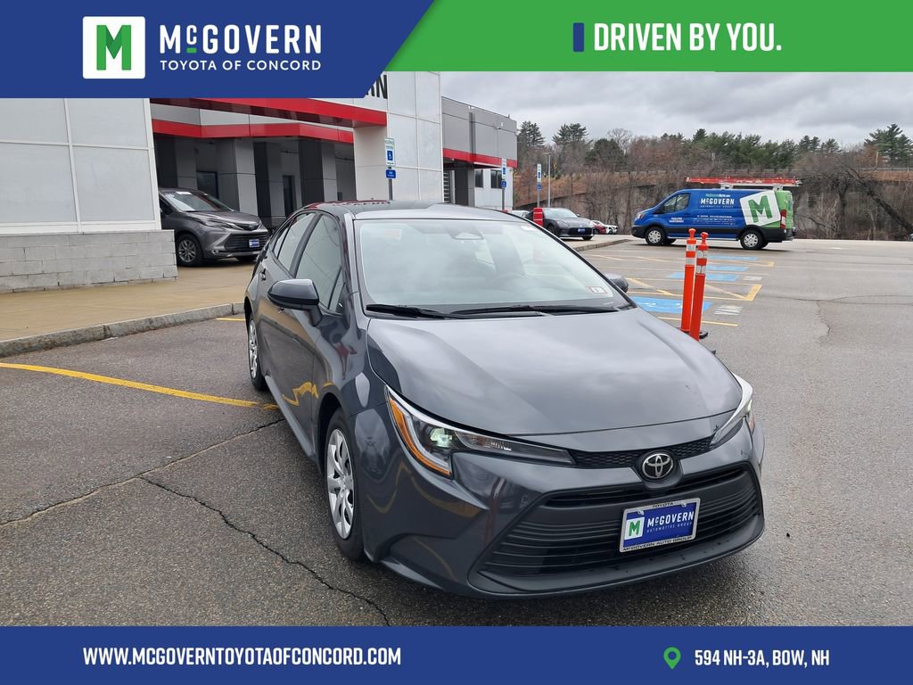 Used 2023 Toyota Corolla LE image 11