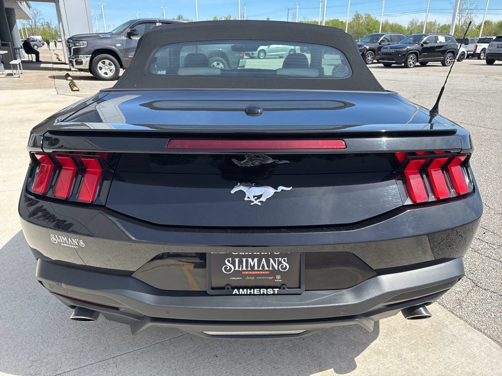 Used 2024 Ford Mustang Premium RWD image 8