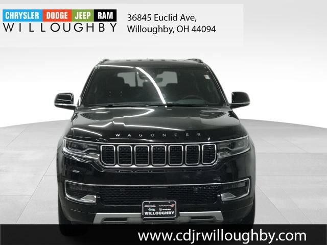 Used 2024 Jeep Wagoneer L Series II w/ Flexible Seating Group image 2