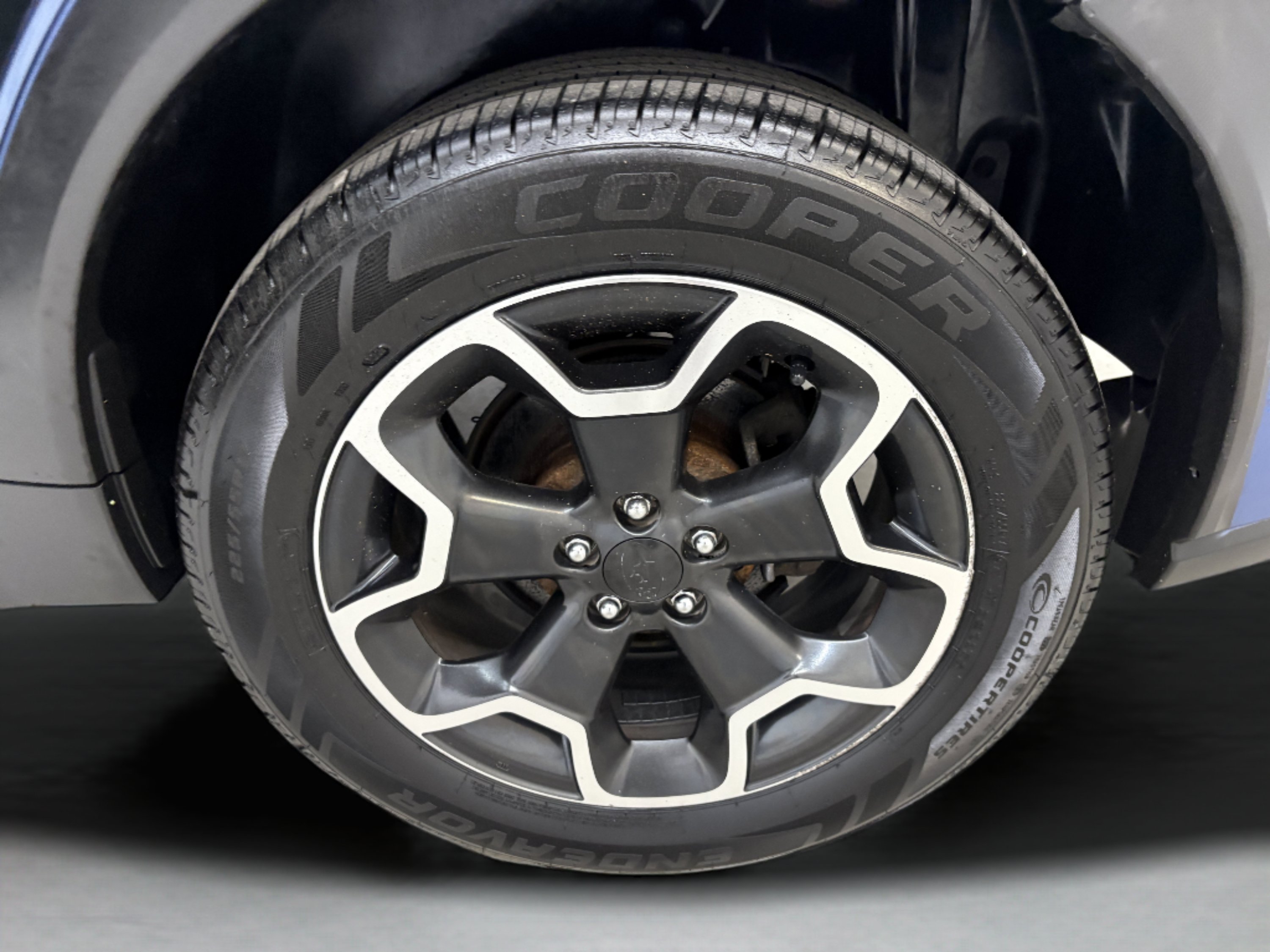Used 2015 Subaru Crosstrek 2.0i AWD/4WD image 6