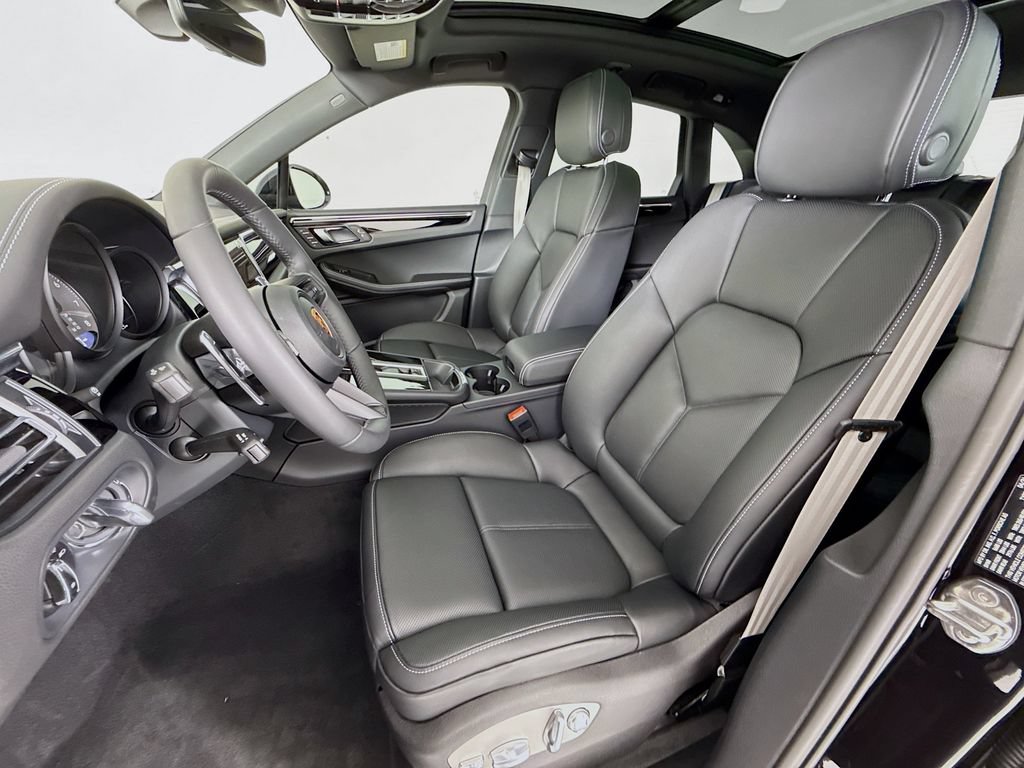 New 2026 Porsche Macan S AWD/4WD image 5