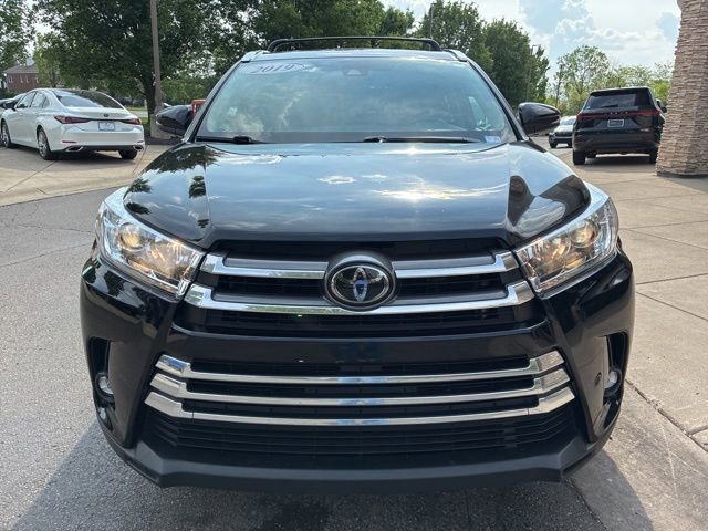Used 2019 Toyota Highlander Limited AWD/4WD image 8